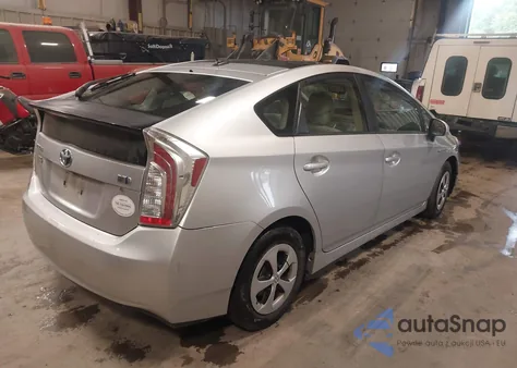 2013 Toyota Prius Four из США, поврежденный, VIN JTDKN3DUXD5608240